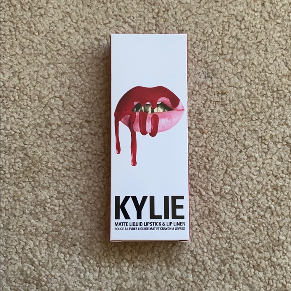 Kylie Lip Kit Mary Jo K